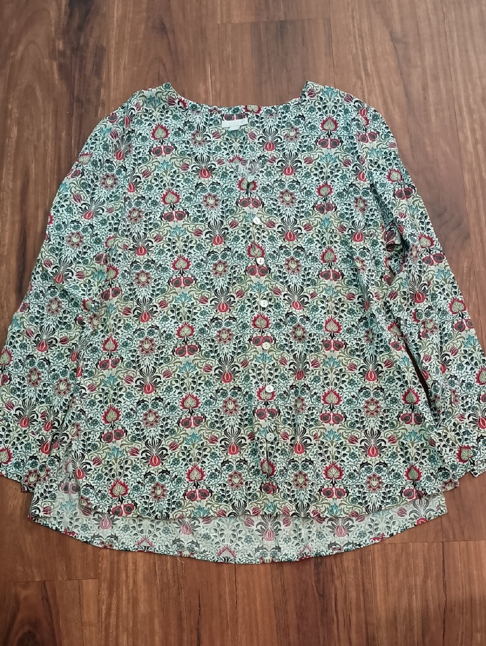 J Jill Button-Front Floral Print Blouse in Cream, Red & Green